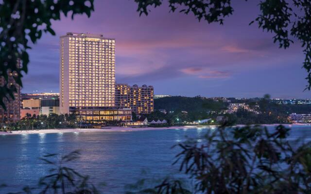 Отель Dusit Thani Guam Resort вид на фасад