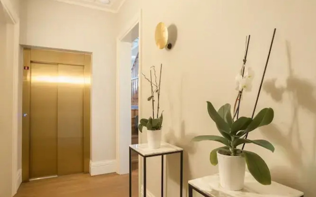 Castellano Hotel & Suites
