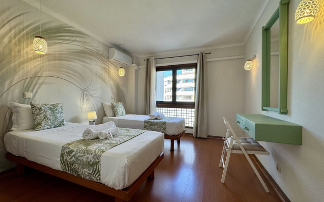 Vilamoura Charming 2 With Pool by Homing