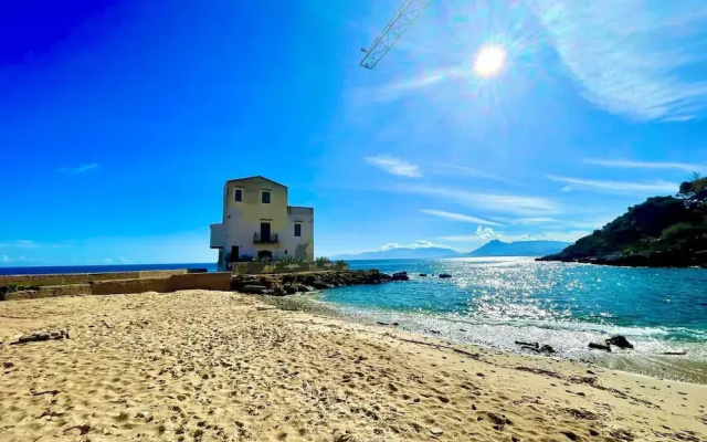 Seafront House Le Finestre Sul Mare With Balcony