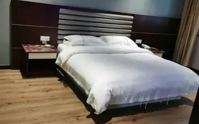 Nancheng Hotel