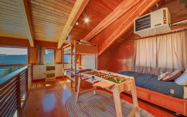 Lookout Lodge