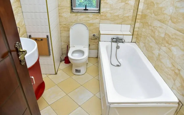 Magnificent Serviced 1 and 2 Bedroom Apartments