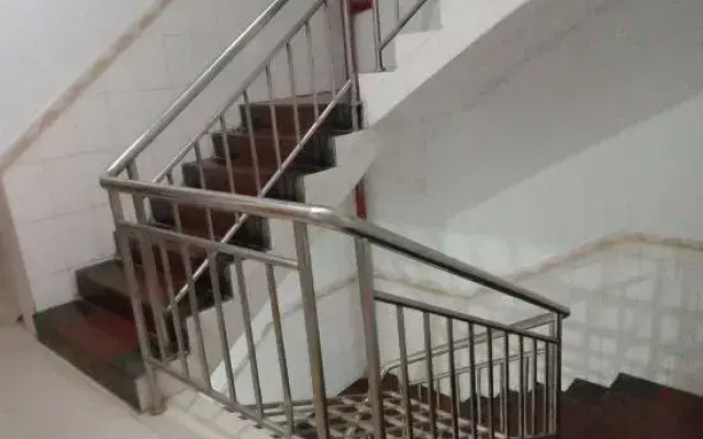 Lianzhou Linhua Apartment