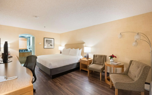 Best Western Plus Las Brisas Hotel