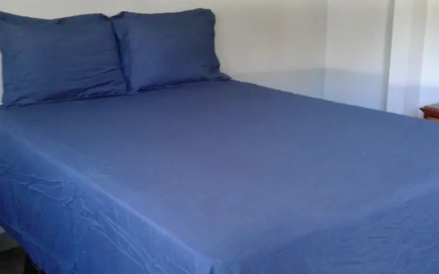 Budgetel Inn & Suites