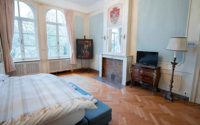 B&B Chateau de Ramegnies-Chin