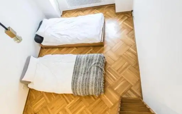 Warsaw Center 110m2