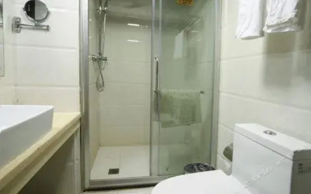 Xinyuntian Hotel