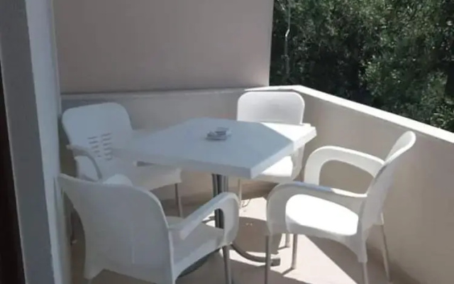 Remarkable 2-bed Apartment in Dhermi