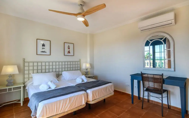 Golfside Penthouse in Isla Canela