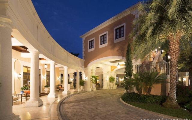 Отель Beaches Turks and Caicos Resort Villages and Spa All Inclusive вид на фасад