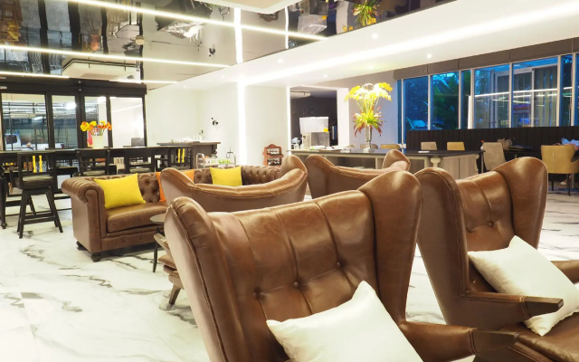 Palette Bella B All Suites Bangkok Hotel