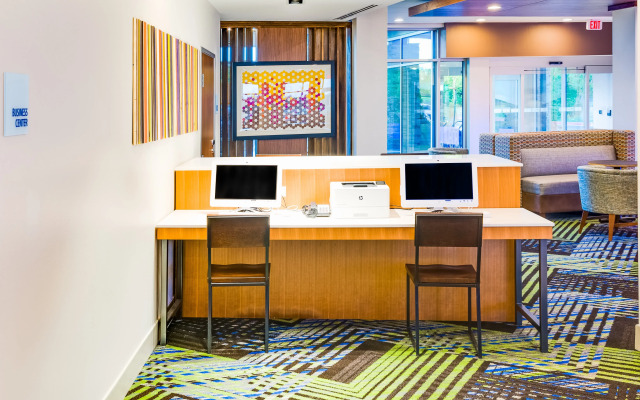 Holiday Inn Express & Suites Russellville by IHG
