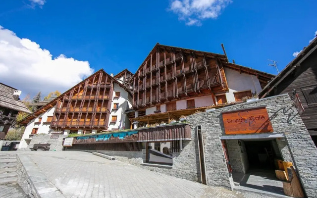 Grange Hike & Ski - 44D Sestriere