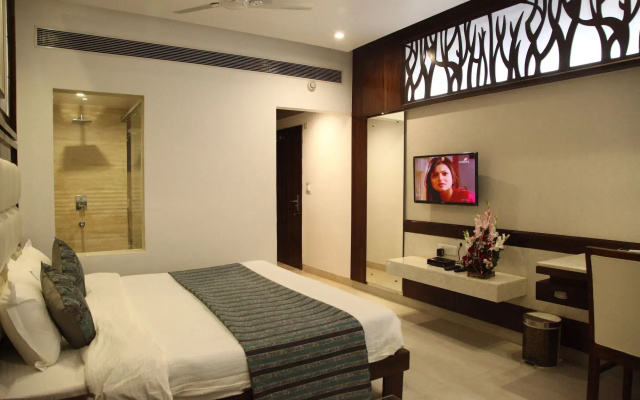 Hotel Emerald