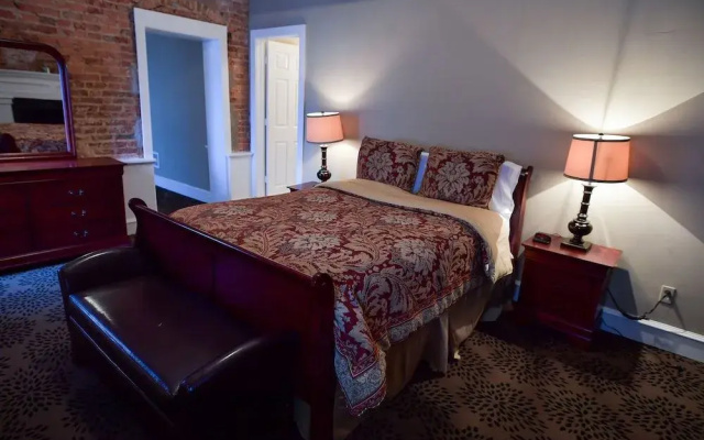 The Chester Publick House Restaurant and Inn