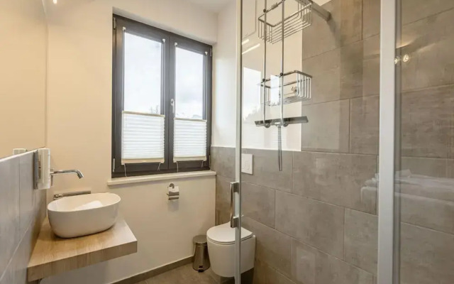 Lovely Apartment With Shared Pool