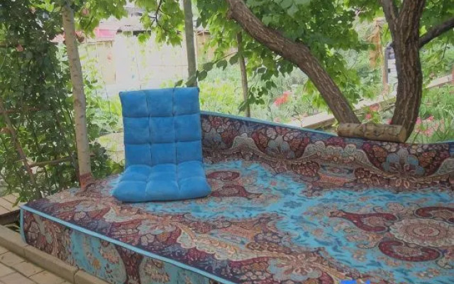 Plow-and-Read Homestay
