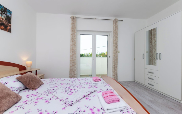 Apartment Ankica Valeria