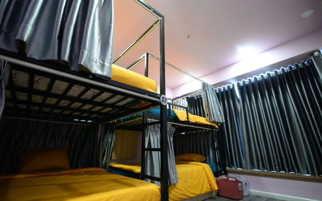 Scenic Valley Apartment