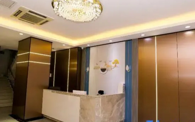 Yunrui Business Hotel