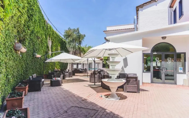 Canella Hotel