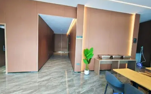 Lanting Hotel