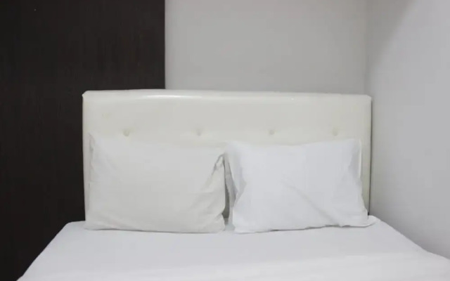 Bright and Comfy 2BR The Jarrdin Cihampelas Apartment