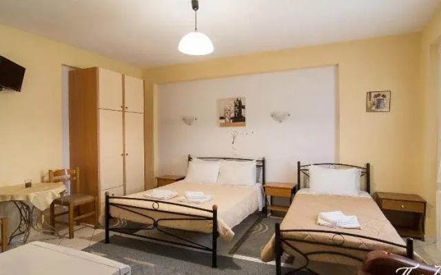Orama Rooms