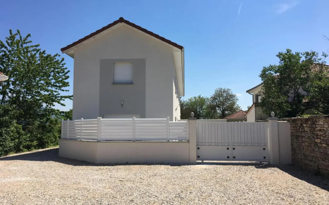 2 Maisons à louer à Montalieu