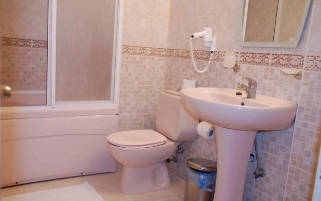 Tuntas Suites Altinkum