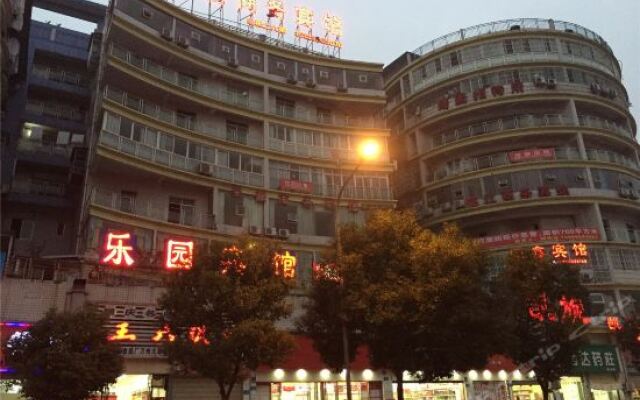 Taihui Business Hostel вид на фасад