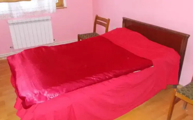 Mamuka Guest House