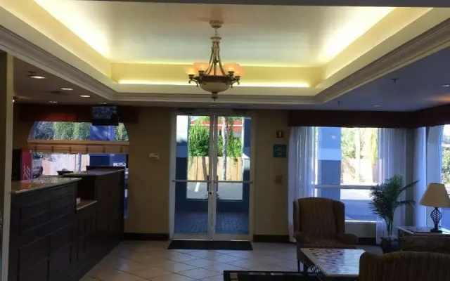 Ruskin Inn Hotel