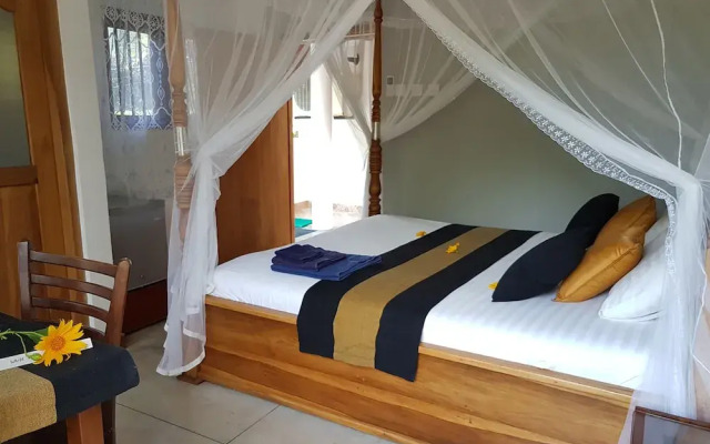 White Villa Beach Resort