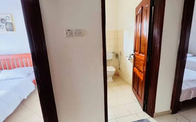 Relaxing 2-Bedroom apartment with parking space.