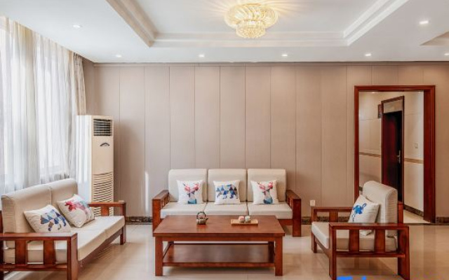Shanyin Qiuming Hotel
