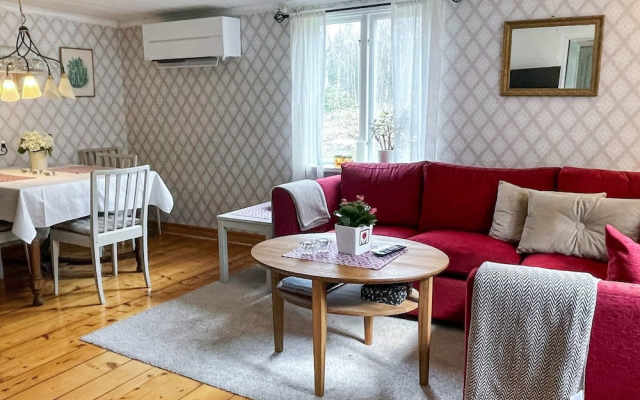 2 Person Holiday Home in Morlunda