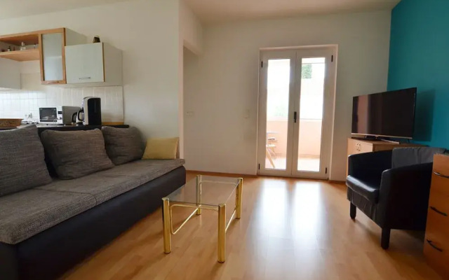 Spacious Apartment With Loggia
