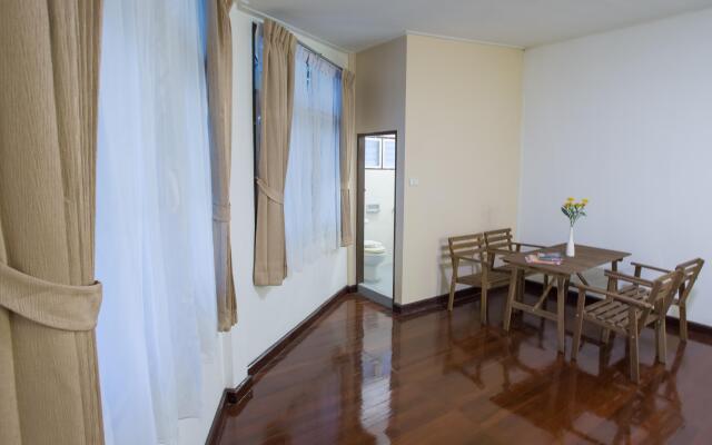 Отель The Bangkokians City Garden Home Бангкок комната для гостей