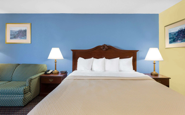 Days Inn by Wyndham Mocksville