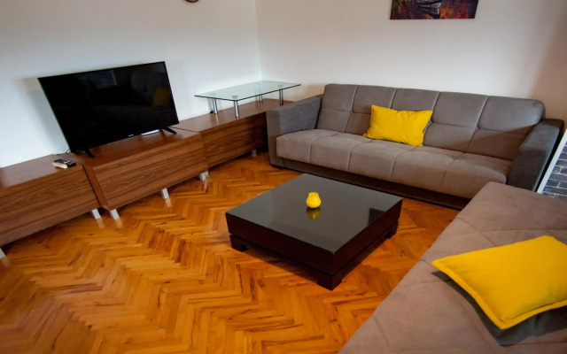 Gevgelija Downtown Apartment