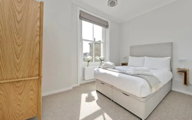 Large & Wonderful 1 Bed, Pimlico