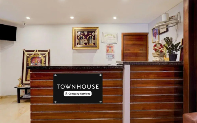 Super Townhouse Arcot Road
