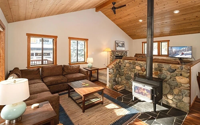 11885 Sitzmark - 4 Br Home