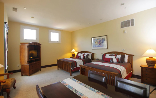 Santa Paula Inn