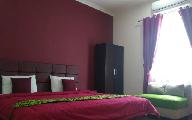 Charaka Hotel