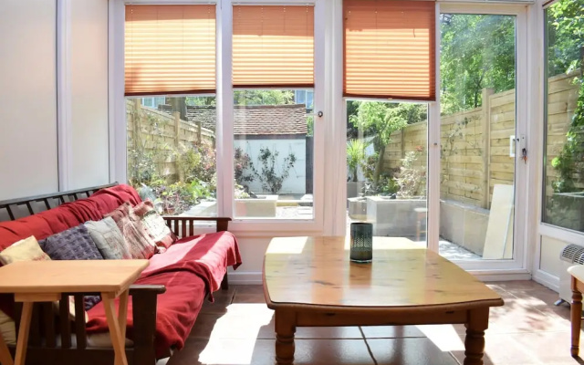 3 Bedroom House With Garden