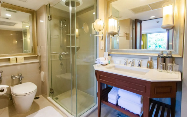 Dusit Thani Pattaya